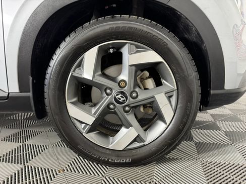 Used 2021 Hyundai Venue SEL FWD image 43