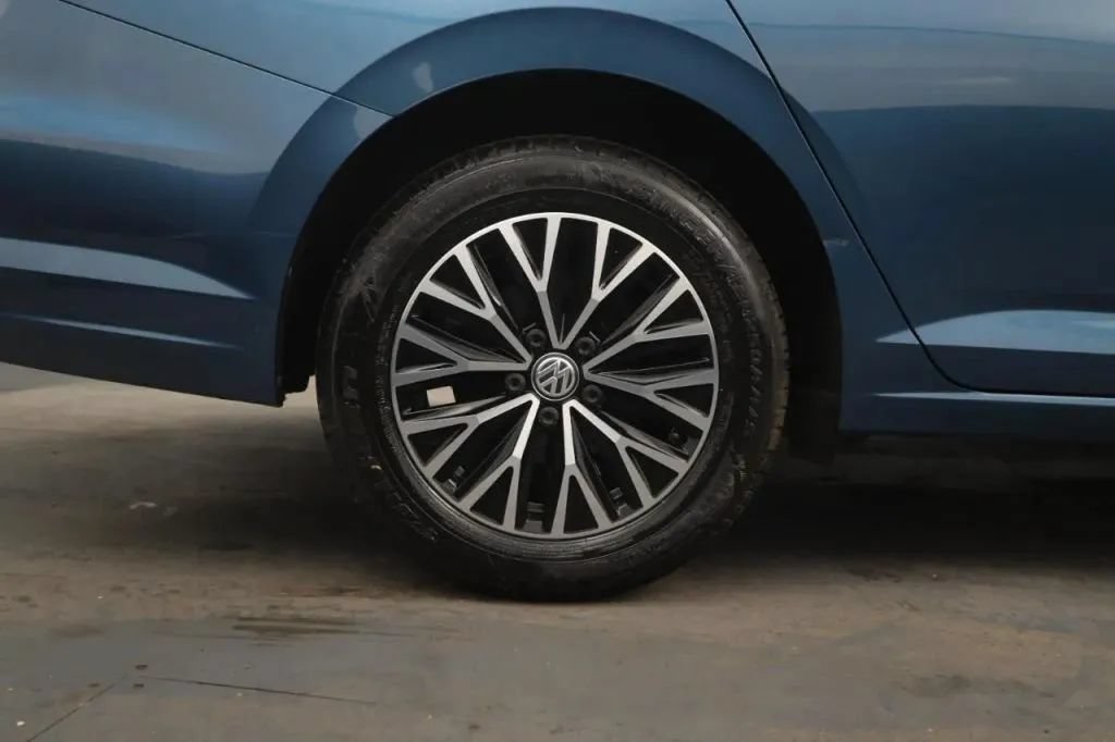 Used 2019 Volkswagen Jetta SEL FWD image 15