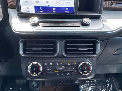 Used 2022 Ford Maverick Lariat w/ Lariat Luxury Package FWD image 27