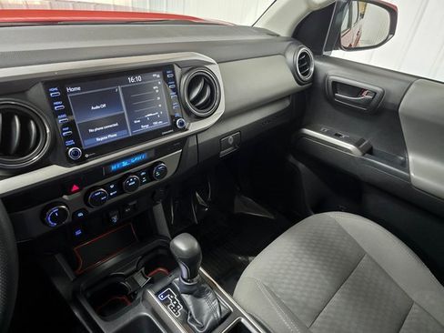 Used 2022 Toyota Tacoma SR5 image 26
