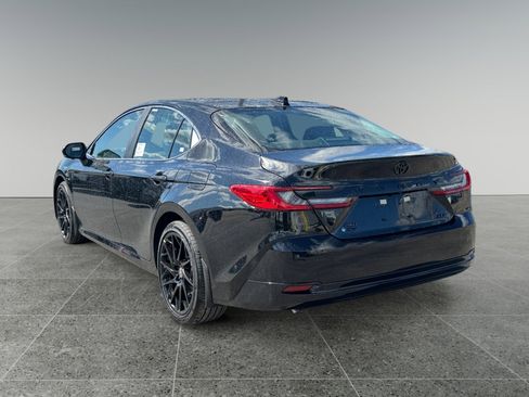 New 2026 Toyota Camry XLE AWD/4WD image 4