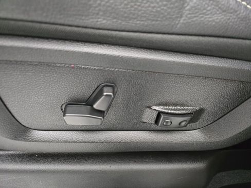 Used 2024 RAM 2500 Limited image 22