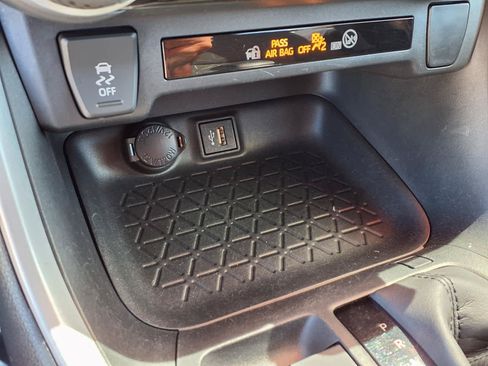 Certified 2023 Toyota RAV4 XLE AWD/4WD image 24
