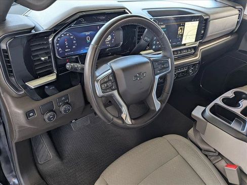Used 2026 Chevrolet Silverado 1500 RST RWD image 9