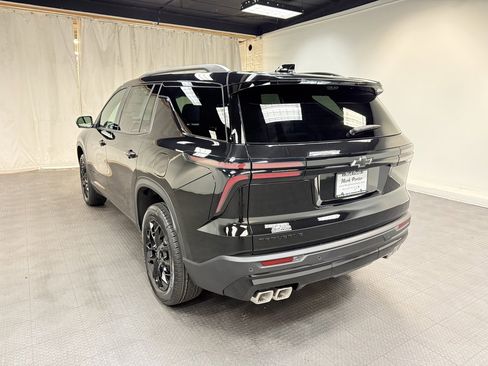 New 2026 Chevrolet Traverse LT w/ Midnight/Sport Edition image 3