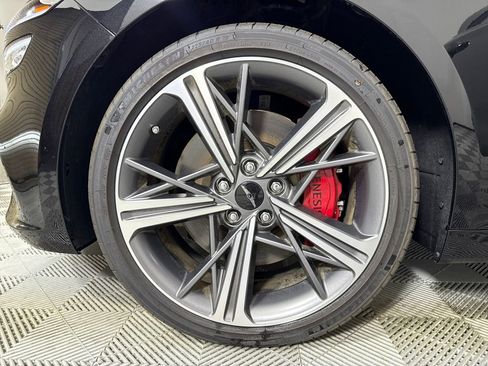 New 2025 Genesis G70 2.5T w/ Sport Prestige Package RWD image 21