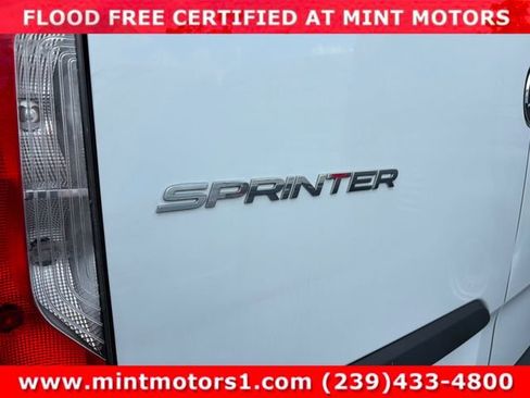 Used 2021 Mercedes-Benz Sprinter 2500 w/ Driver Convenience Package image 30