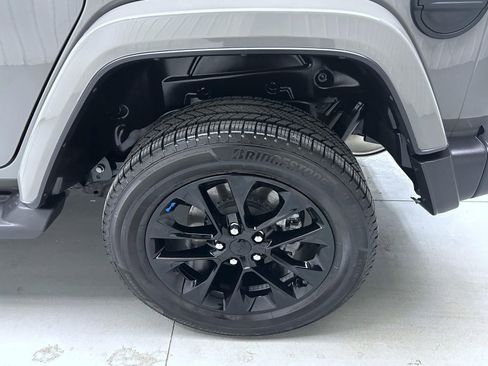 Used 2022 Jeep Wrangler Unlimited Sahara w/ Cold Weather Group image 22