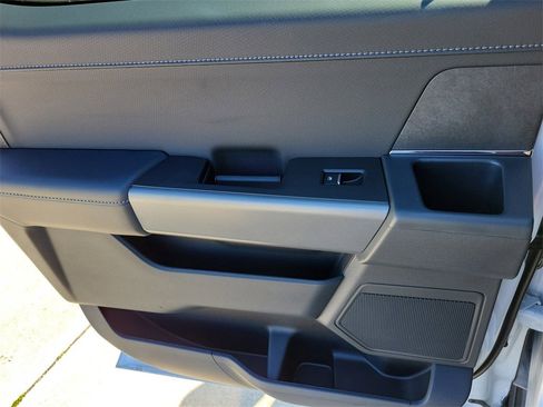 Used 2025 Ford F150 XLT w/ Equipment Group 302A MID image 18