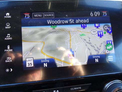 Used 2017 Honda CR-V Touring image 27