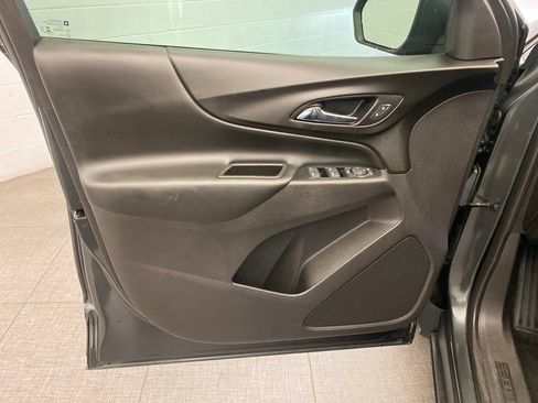 Used 2019 Chevrolet Equinox LT FWD image 20