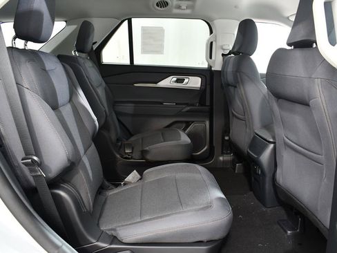 New 2026 Ford Explorer Active AWD/4WD image 19