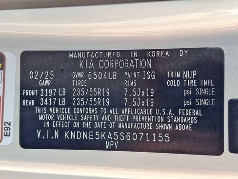 New 2025 Kia Carnival SX Prestige FWD image 22