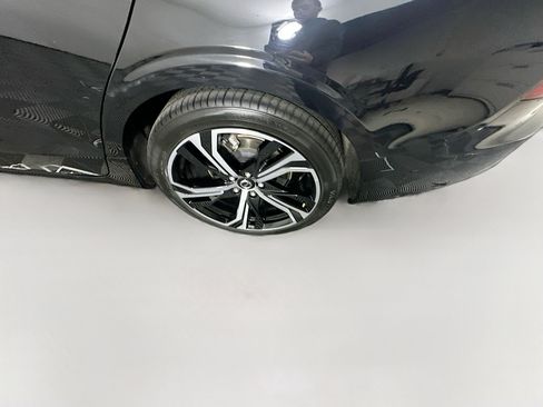 Used 2024 Volvo S60 B5 Core image 11