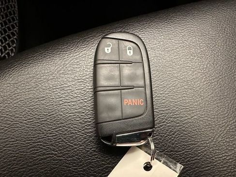 Used 2020 Jeep Compass Latitude AWD/4WD image 20