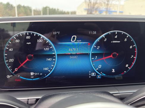 Used 2021 Mercedes-Benz GLE 350 image 23