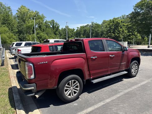 Used 2017 GMC Canyon SLT w/ Driver Alert Package AWD/4WD image 6