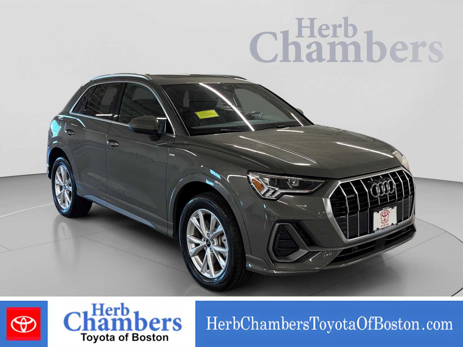 Used 2025 Audi Q3 2.0T Premium AWD/4WD image 1