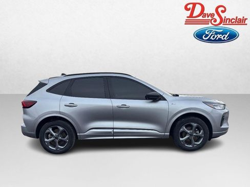 Used 2024 Ford Escape ST-Line w/ Tech Pack #1 AWD/4WD image 5