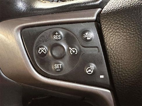 Used 2022 GMC Terrain AT4 w/ Infotainment Package II image 22