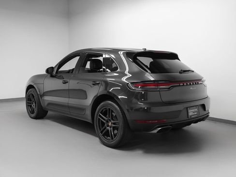 Certified 2019 Porsche Macan AWD/4WD image 3