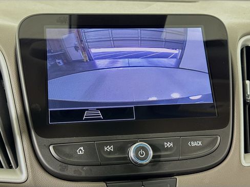 Used 2022 Chevrolet Malibu LS w/ Driver Confidence Package II FWD image 33
