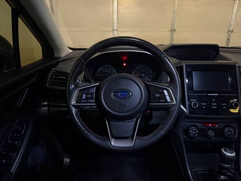 Used 2018 Subaru Crosstrek 2.0i Premium image 15