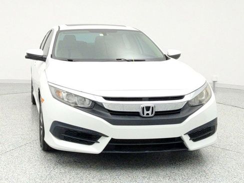 Used 2017 Honda Civic EX image 2