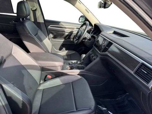 Used 2019 Volkswagen Atlas SE image 15