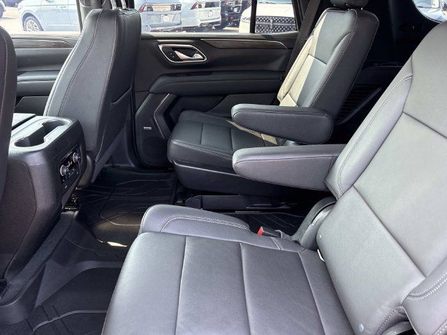 Used 2022 Chevrolet Tahoe Z71 w/ Z71 Off-Road Package AWD/4WD image 19