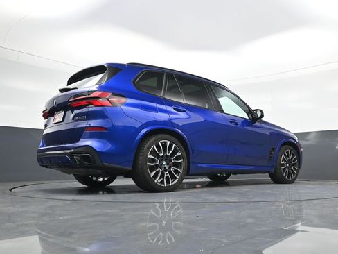 Used 2024 BMW X5 M60i image 23