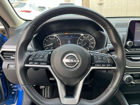 Used 2025 Nissan Altima 2.5 SR image 28