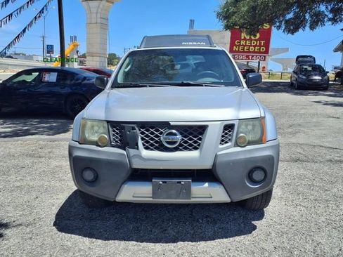 Used 2010 Nissan Xterra X RWD image 2