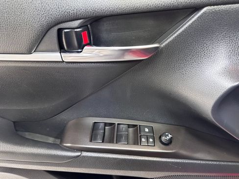 Used 2023 Toyota Camry LE w/ Audio Upgrade Package FWD image 21