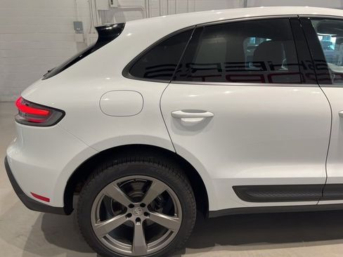 Used 2025 Porsche Macan Turbo image 5