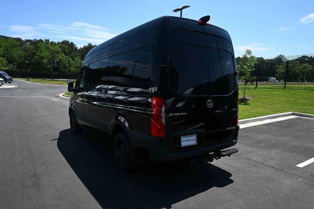 Used 2026 Mercedes-Benz Sprinter 2500 image 5