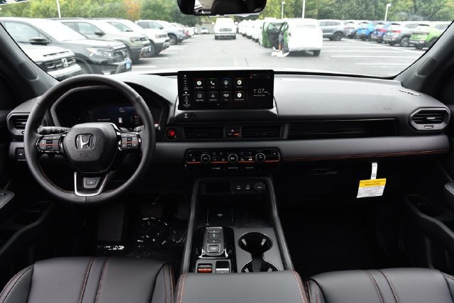 New 2026 Honda Pilot TrailSport image 7