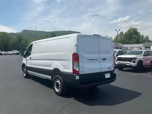 New 2026 Ford Transit 250 Low Roof RWD image 7