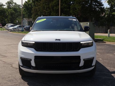 Used 2023 Jeep Grand Cherokee L Summit w/ High Altitude Package AWD/4WD image 2