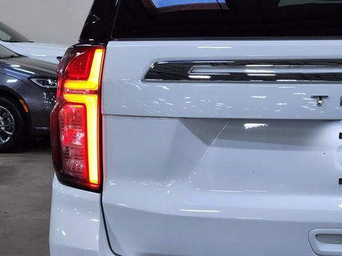 Used 2023 Chevrolet Tahoe LT w/ Luxury Package AWD/4WD image 20