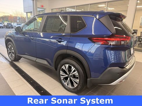 Used 2022 Nissan Rogue SV image 6