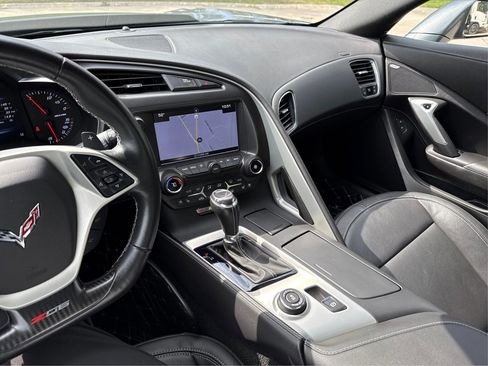 Used 2017 Chevrolet Corvette Z06 RWD image 12