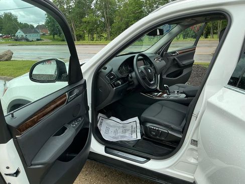 Used 2016 BMW X3 sDrive28i RWD image 14