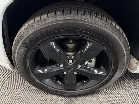 Used 2016 Jeep Grand Cherokee High Altitude image 21