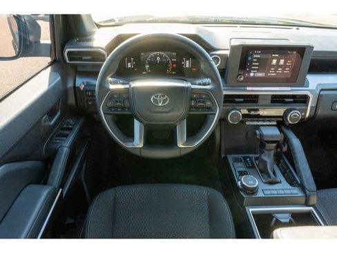 Used 2025 Toyota 4Runner SR5 image 19