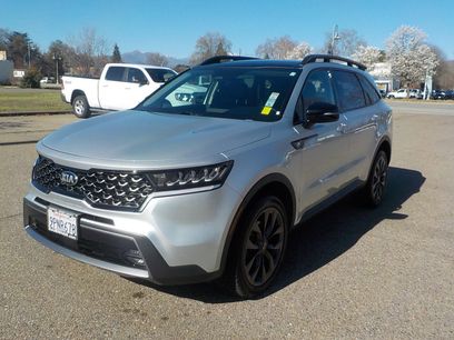Used 2021 Kia Sorento EX w/ EX AWD X-Line Package