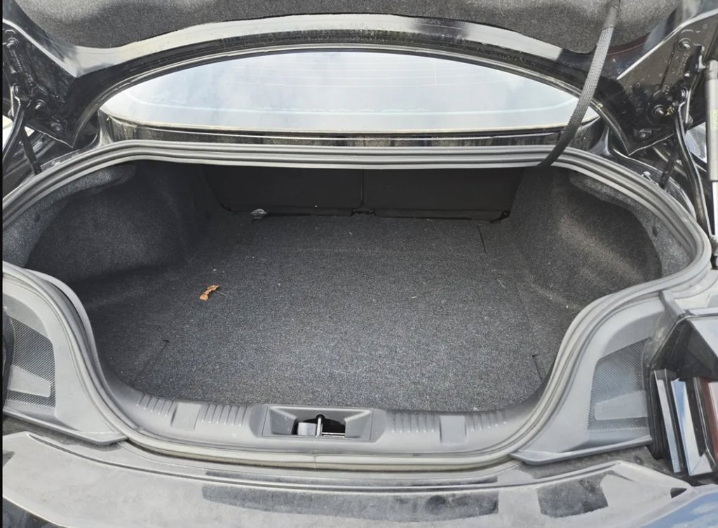 Used 2025 Ford Mustang GT RWD image 7
