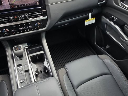 New 2026 Nissan Pathfinder SL w/ Cargo Package FWD image 12