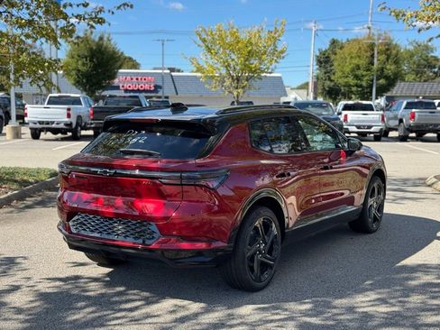 New 2026 Chevrolet Equinox EV RS FWD image 5