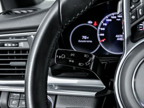 Used 2018 Porsche Panamera 4S image 29